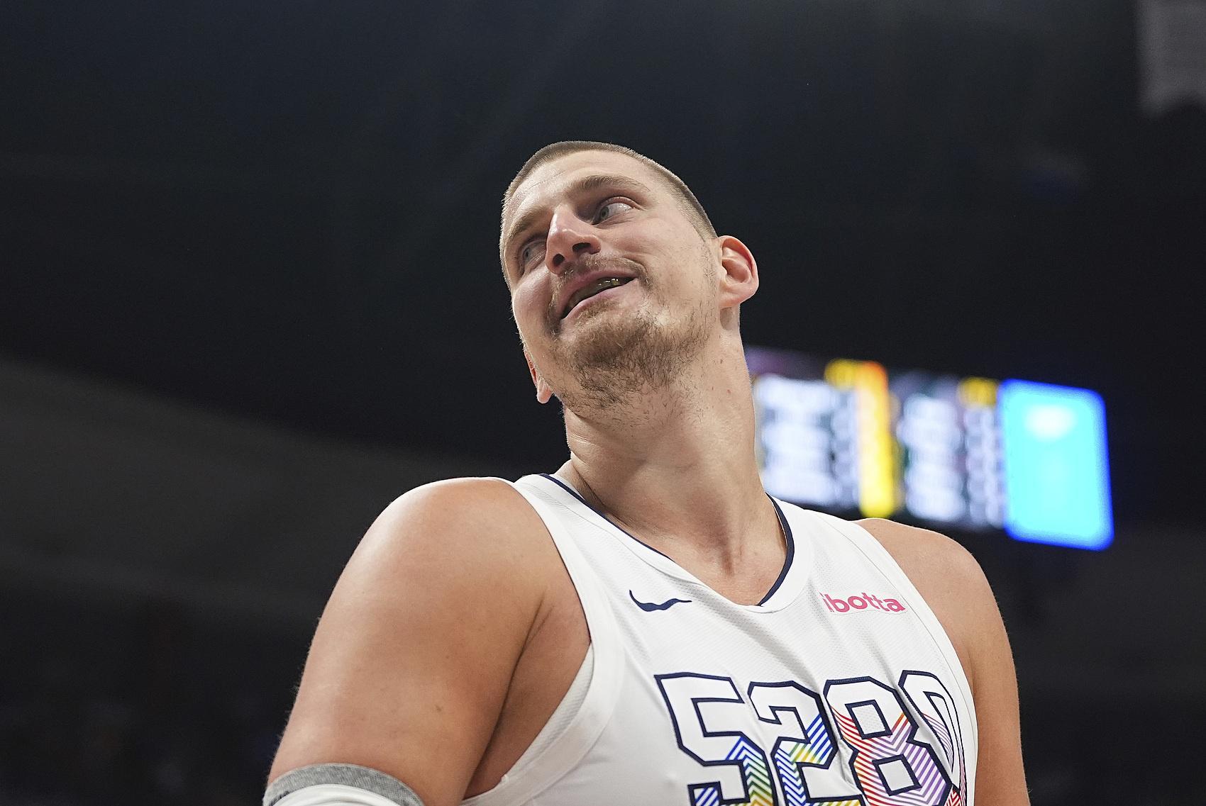 Windhorst：据我所知 约基奇对掘金休赛期的操作感到满意