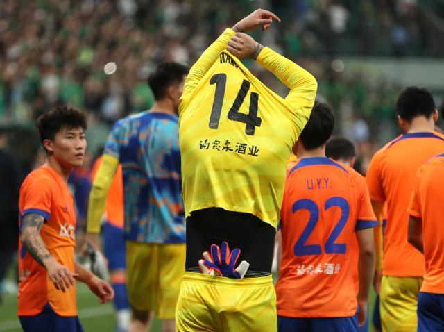 华体会入口-【观察】豪门浩劫之痛 泰山由盛及衰的拐点？